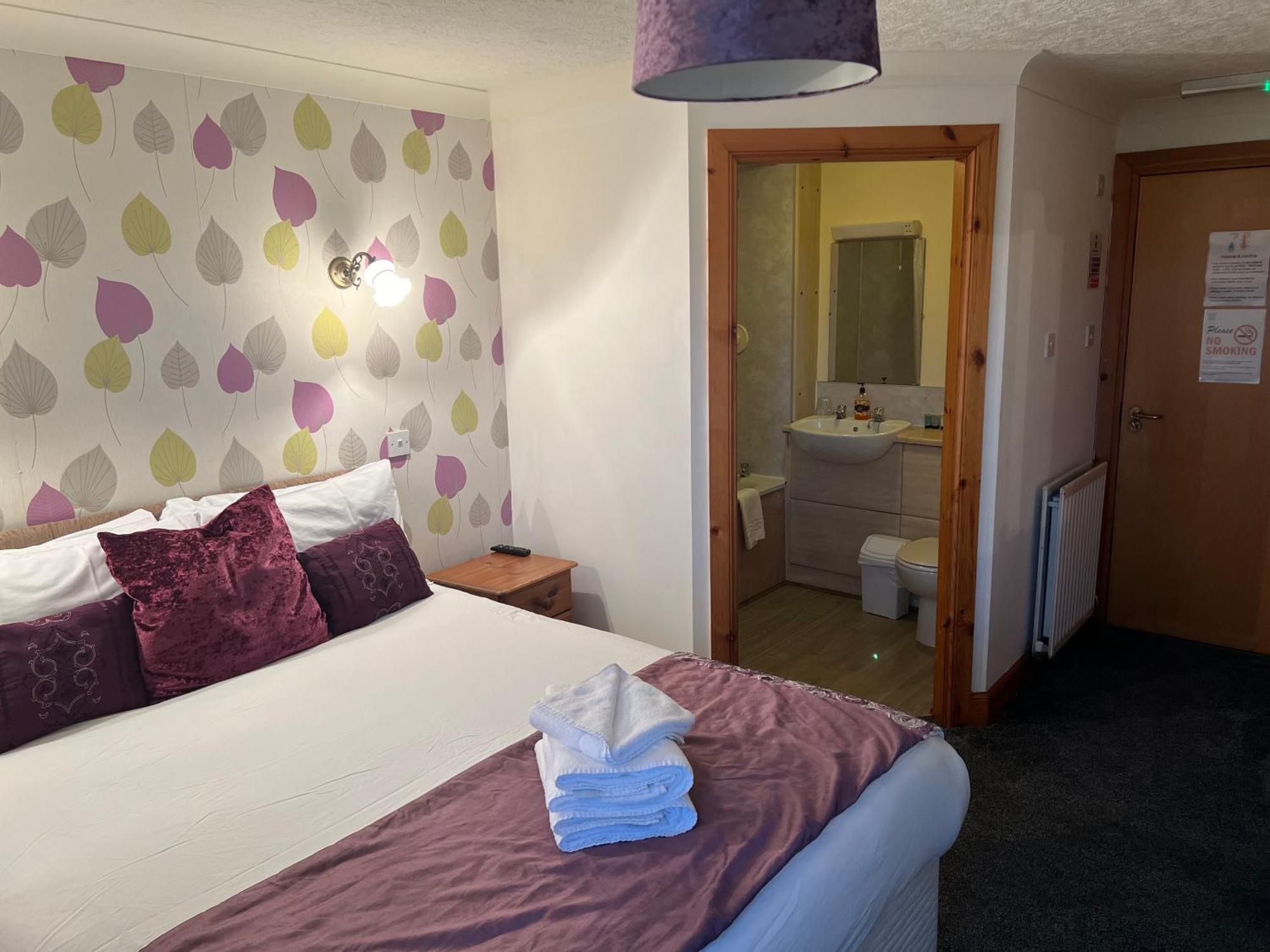 Hazeldene Hotel Gretna Kültér fotó